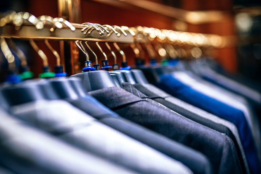 How to Dress to Impress When Going Out to a Club